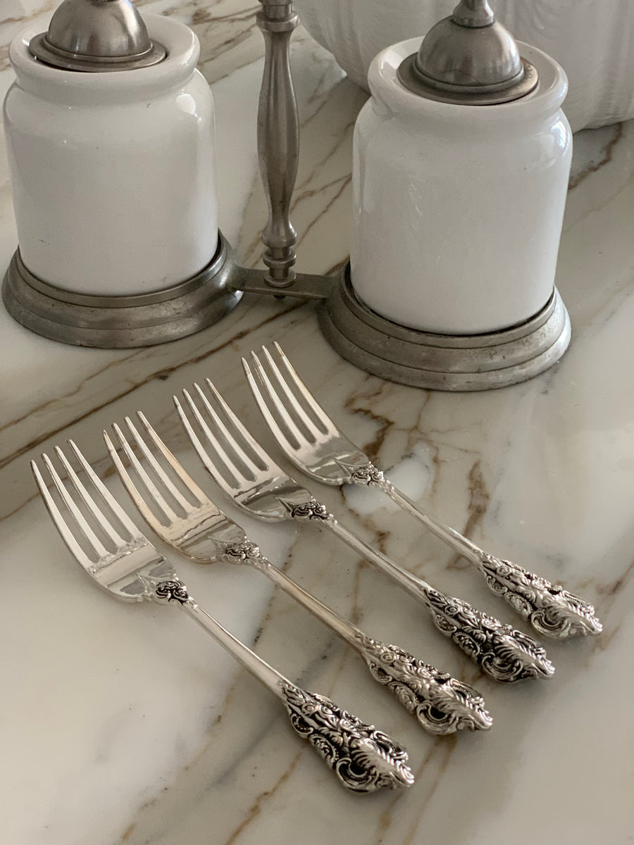 'Petit Baroque' dessert fork Kitchen kits and utensils main image 1