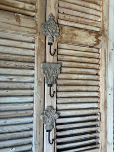 'Palmette Grace' Carved Timber Wall Hook