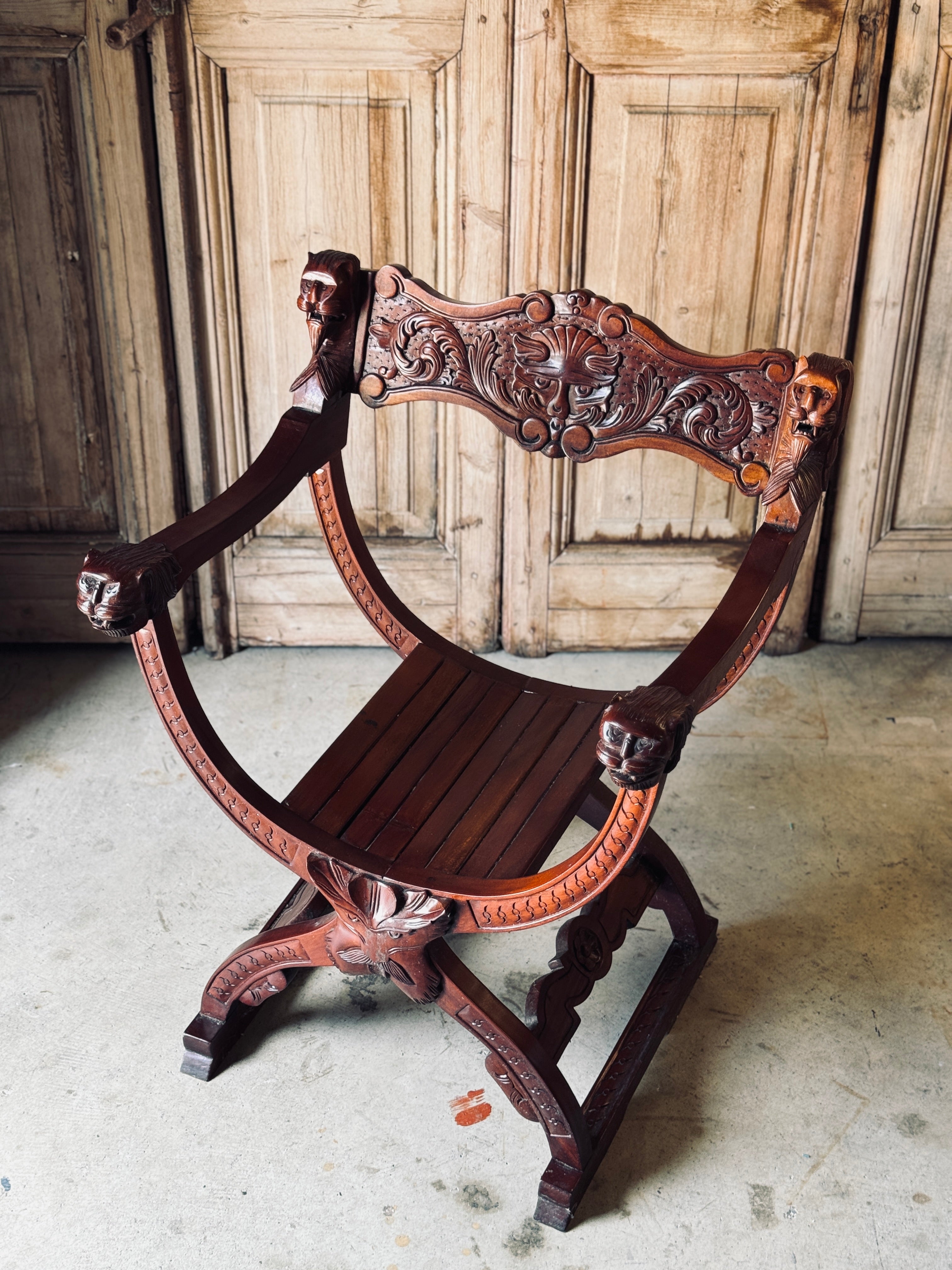 Vintage Savonarola Chair