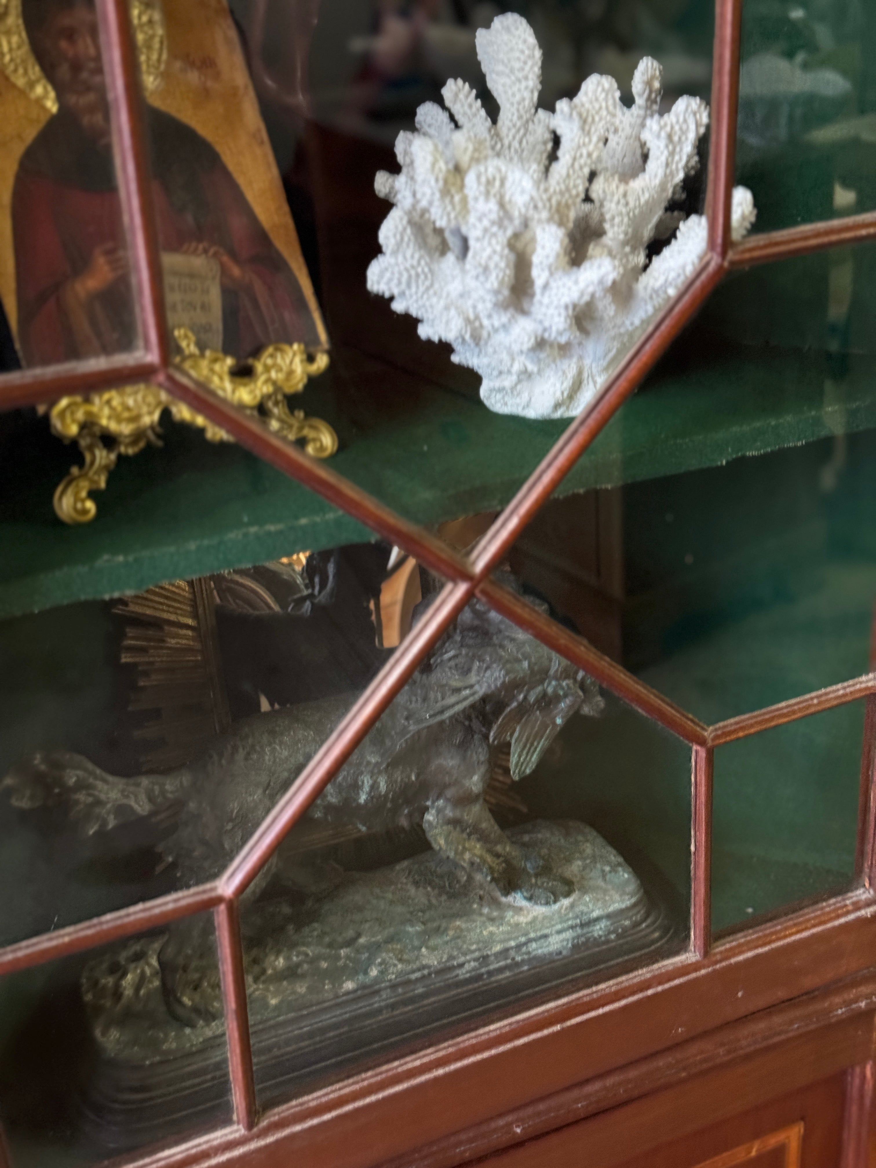 Antique Edwardian Corner Cabinet with Astragal Door and Green Felt Lined Display