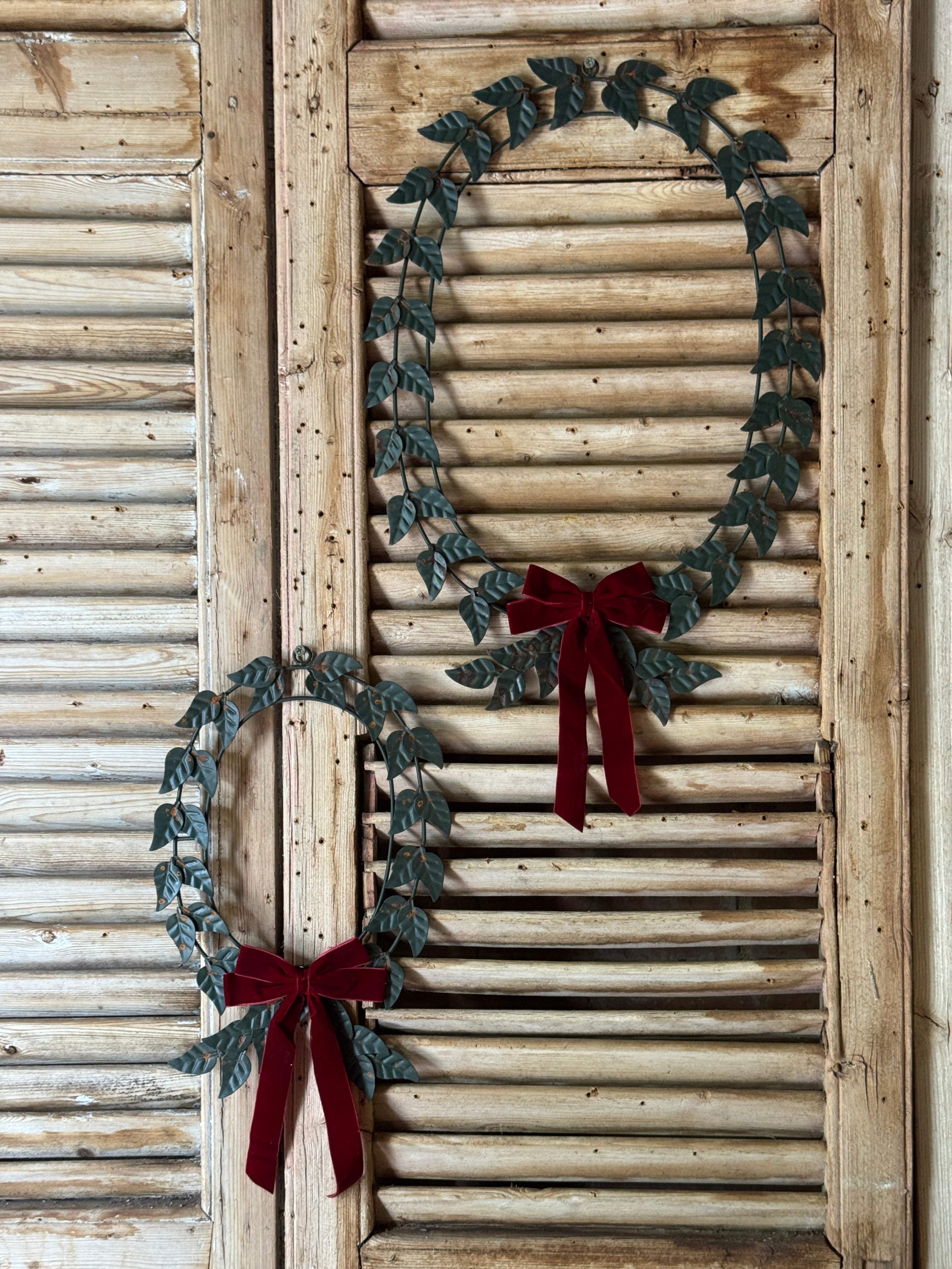 Vintage Rusted Metal Wreath (2 sizes)
