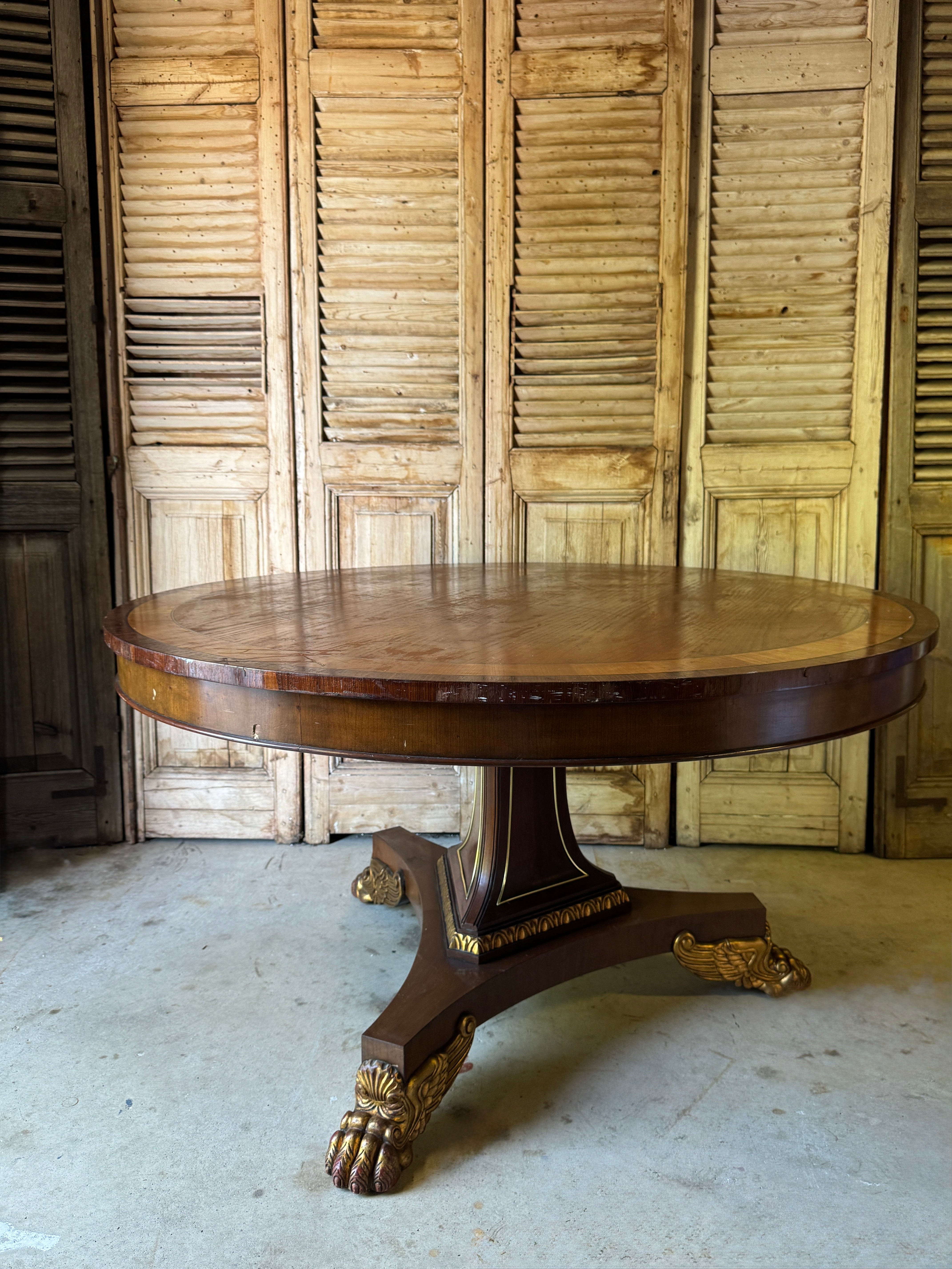 Vintage Baker Furniture Round Regency Pedestal Table