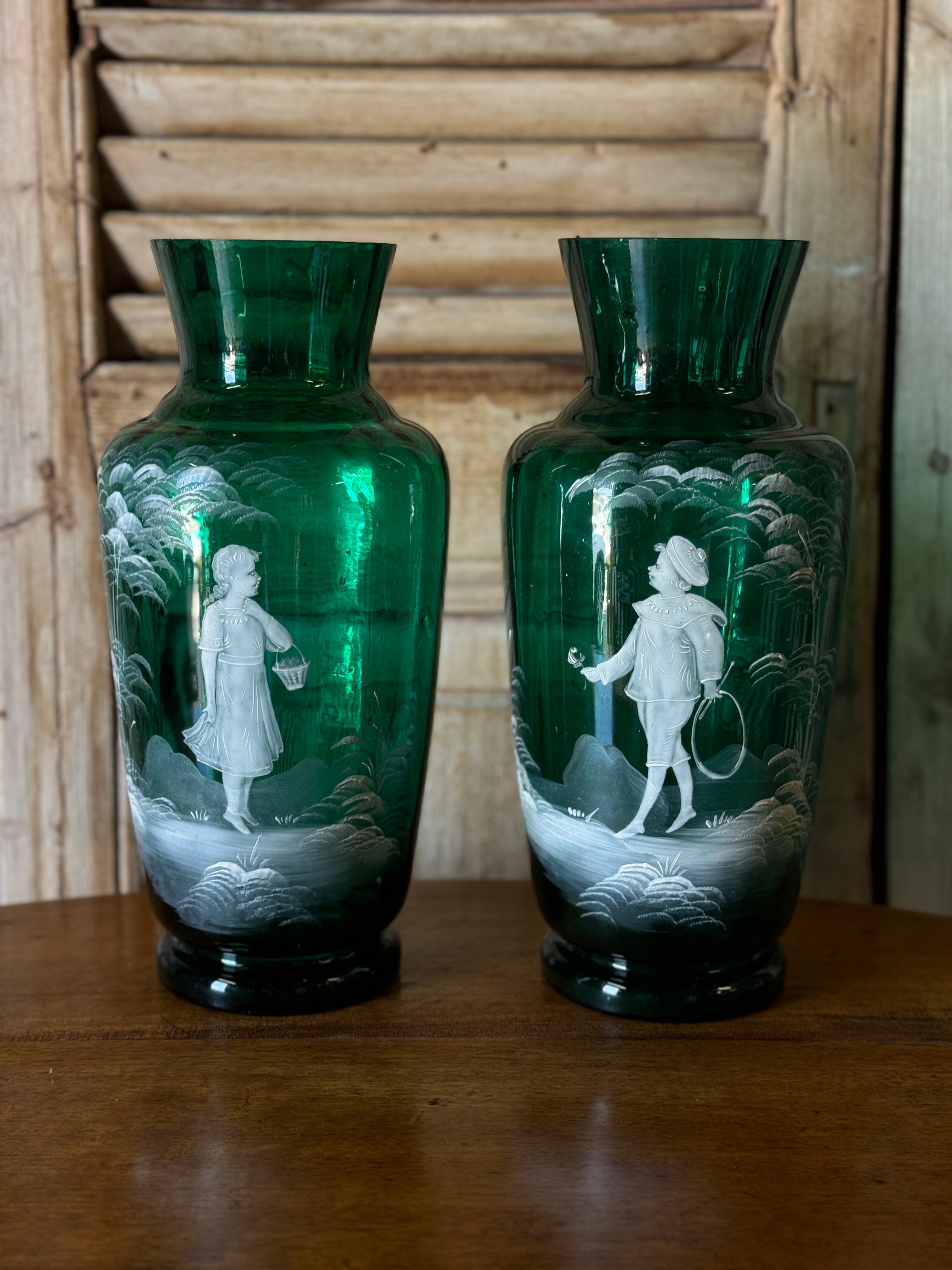 Pair of Antique Emerald Green Mary Gregory Glass Vases, Late 19th Century