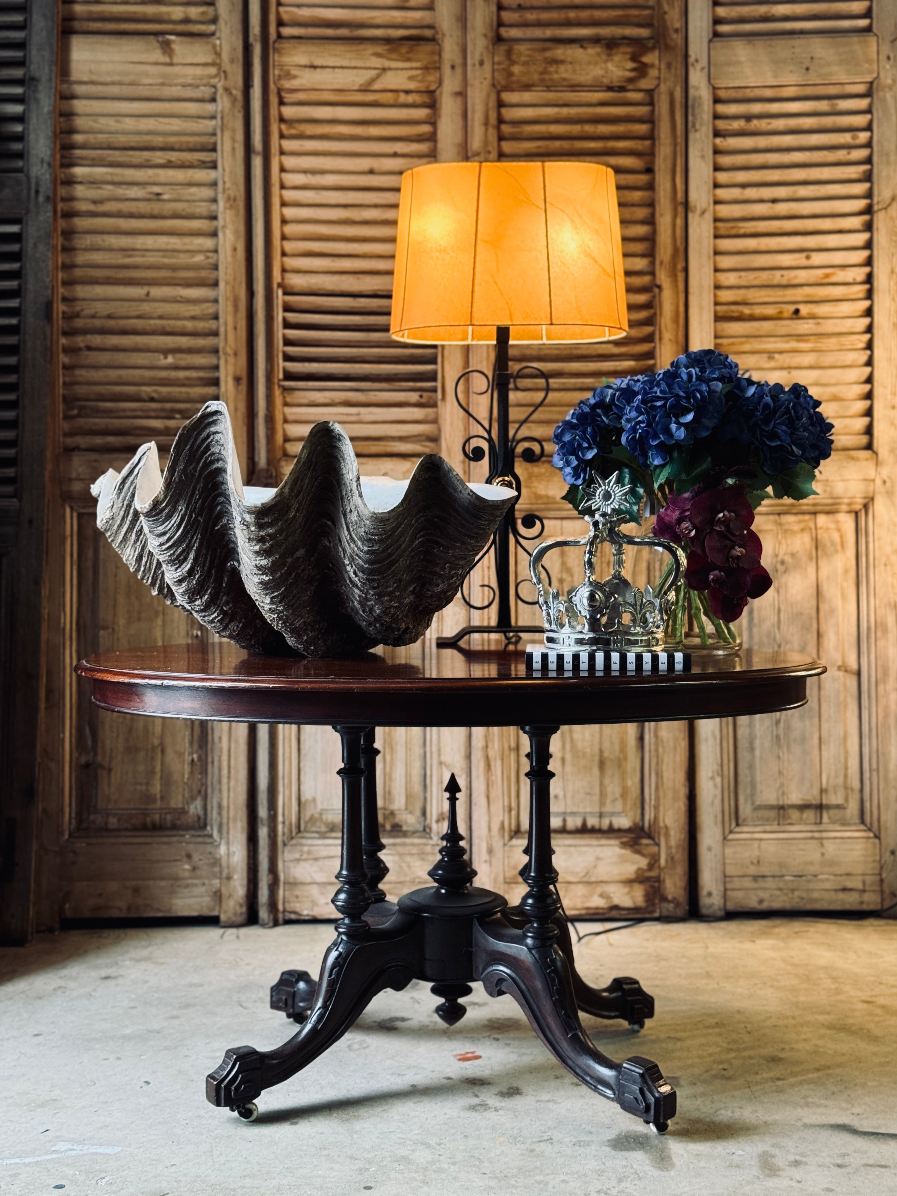 Victorian Walnut Oval Table With Birdcage Base