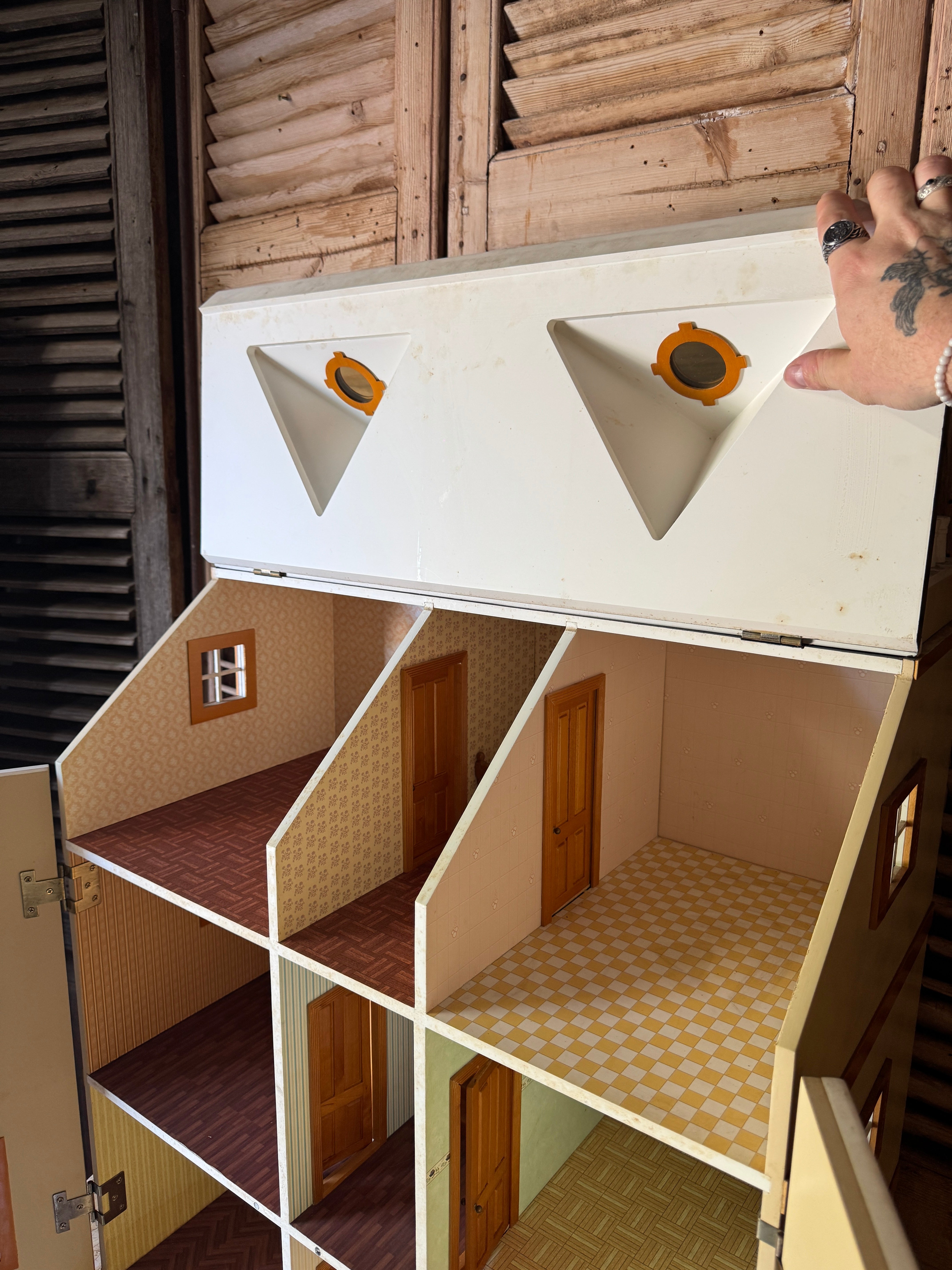 Vintage Georgian Style Dolls House