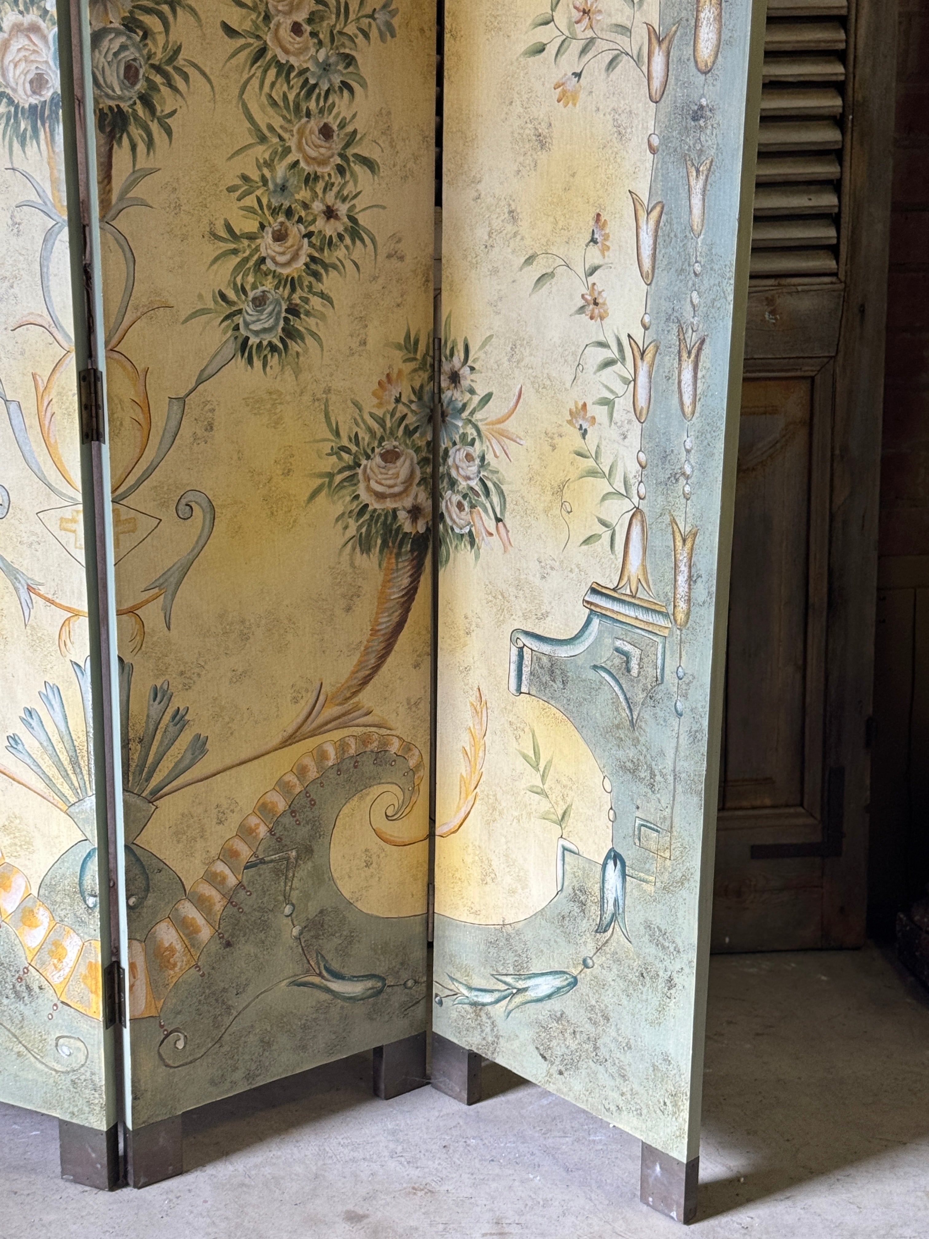 Vintage French Style Screen
