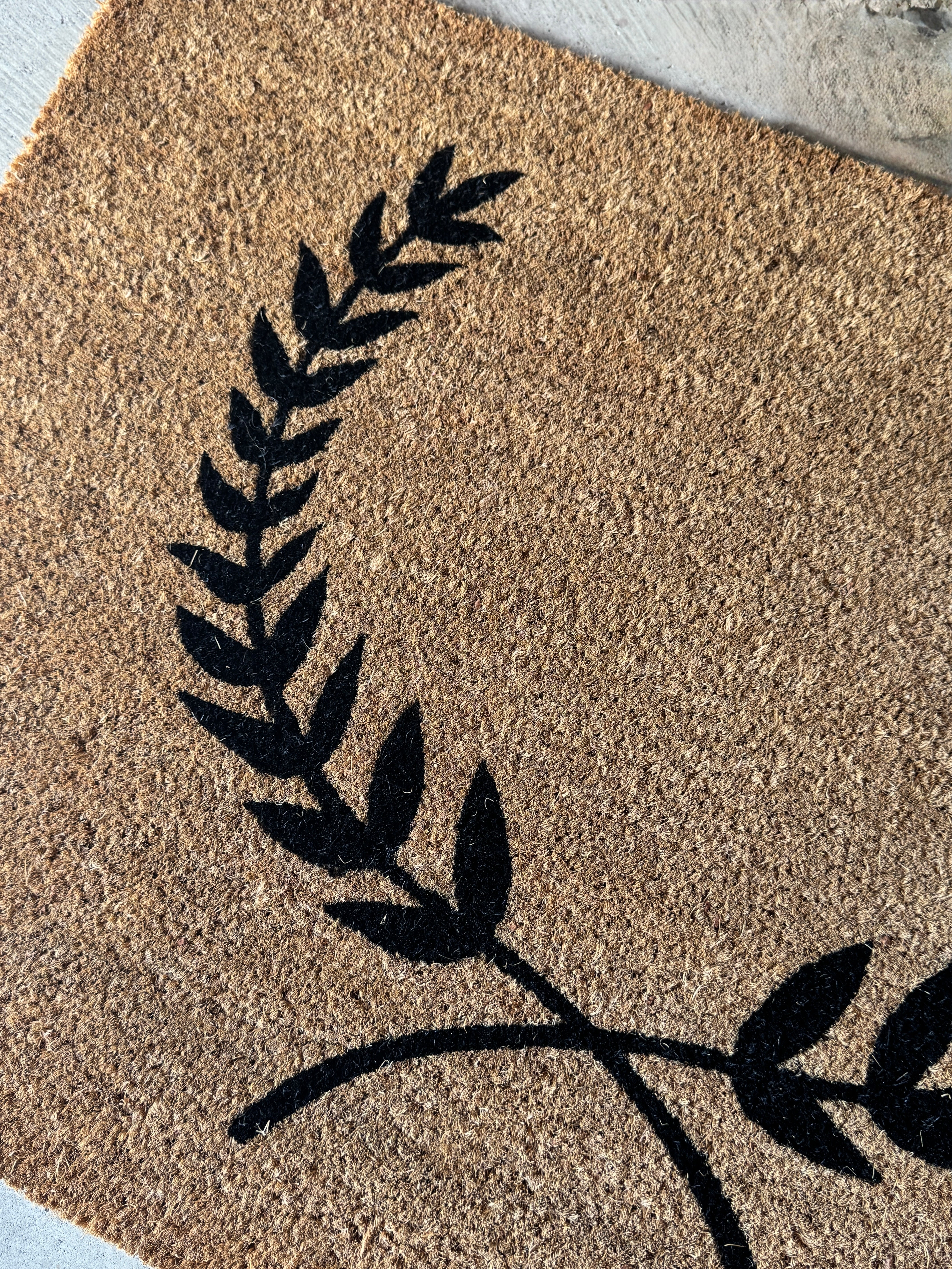 Laurel Wreath Vinyl-Back Doormat