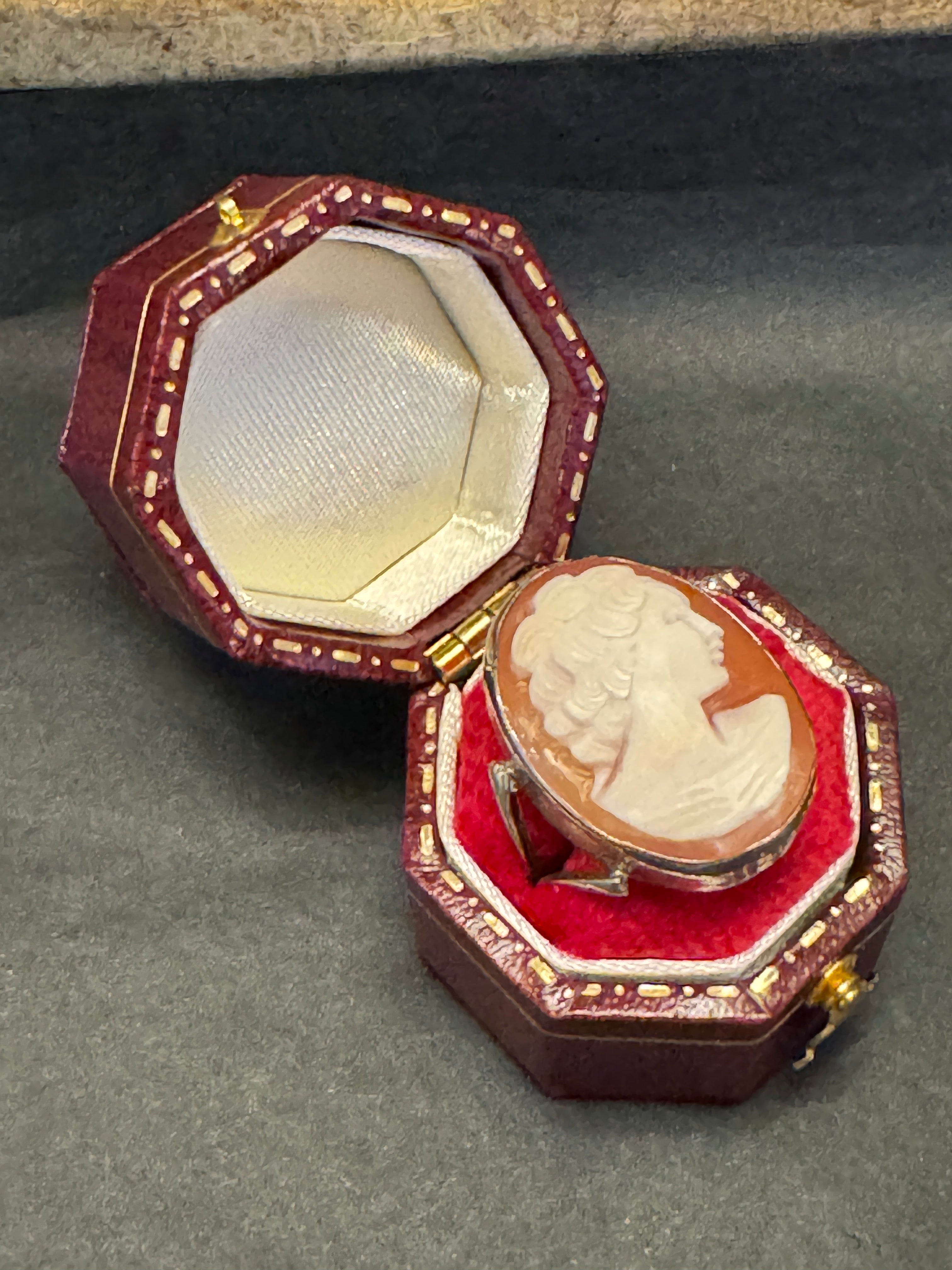 Vintage Sterling Silver Shell Cameo Ring – Size O (4g)