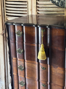 Antique Clawfoot Chest of Drawers