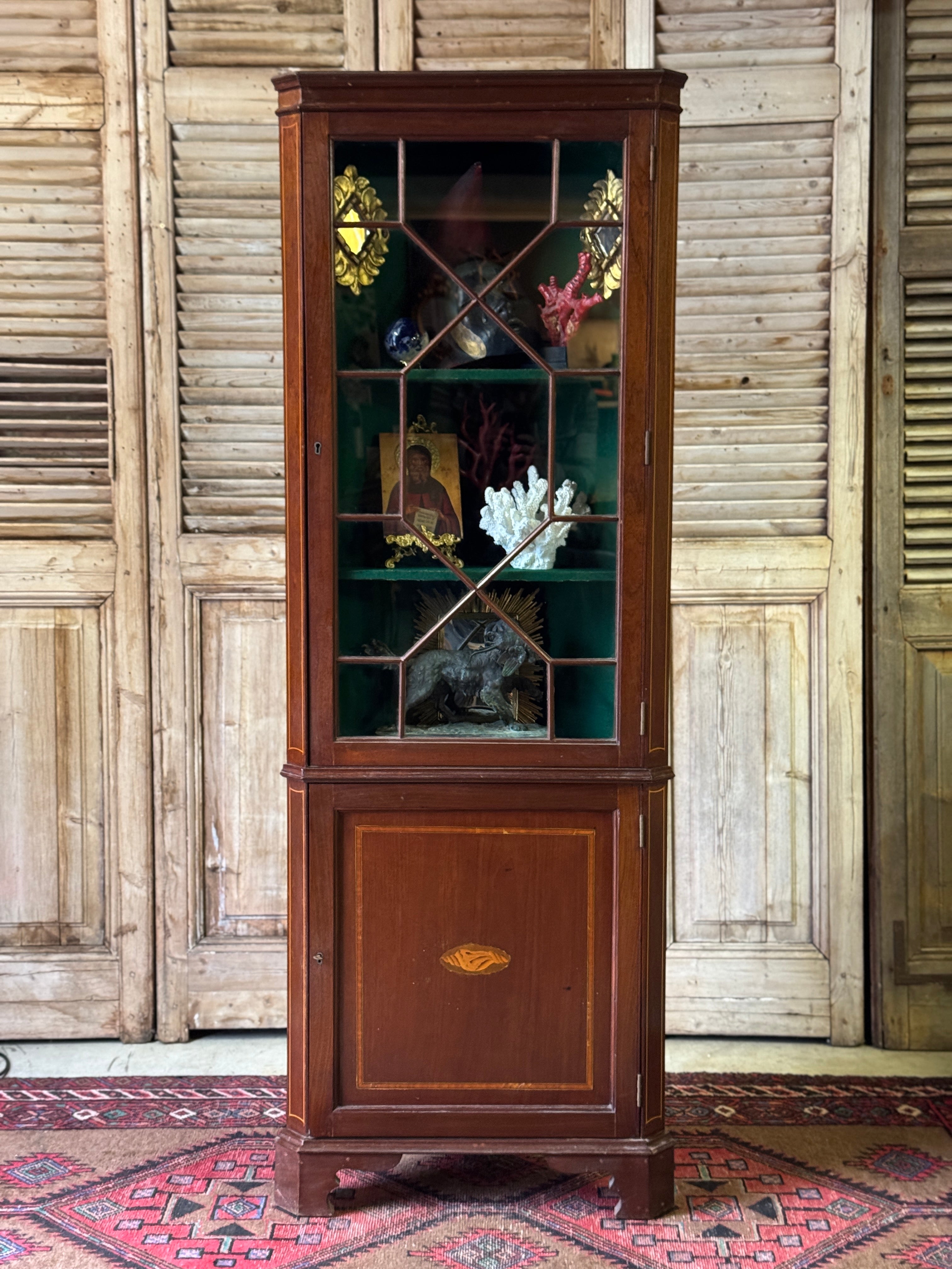 Antique Edwardian Corner Cabinet with Astragal Door and Green Felt Lined Display