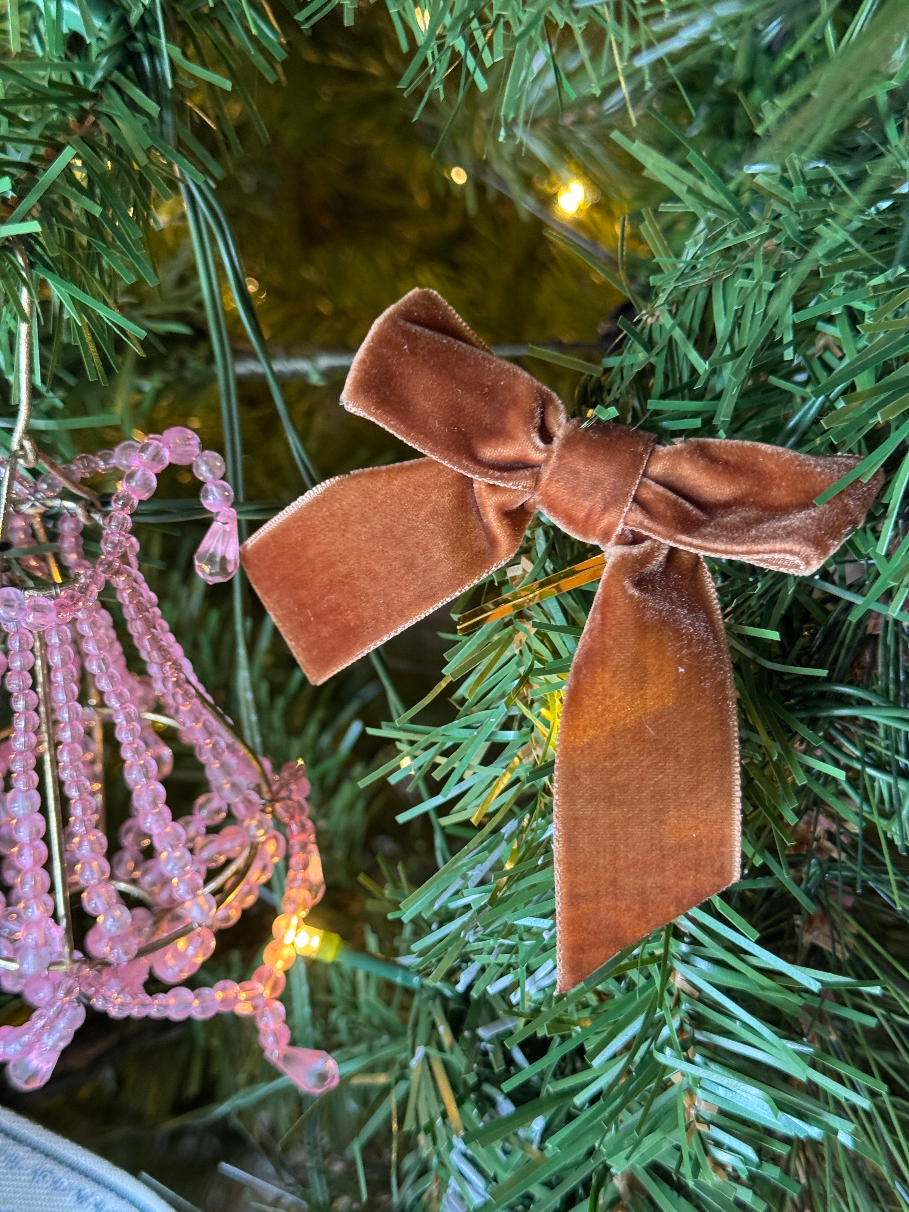 Velvet Ribbon Bow – Brown