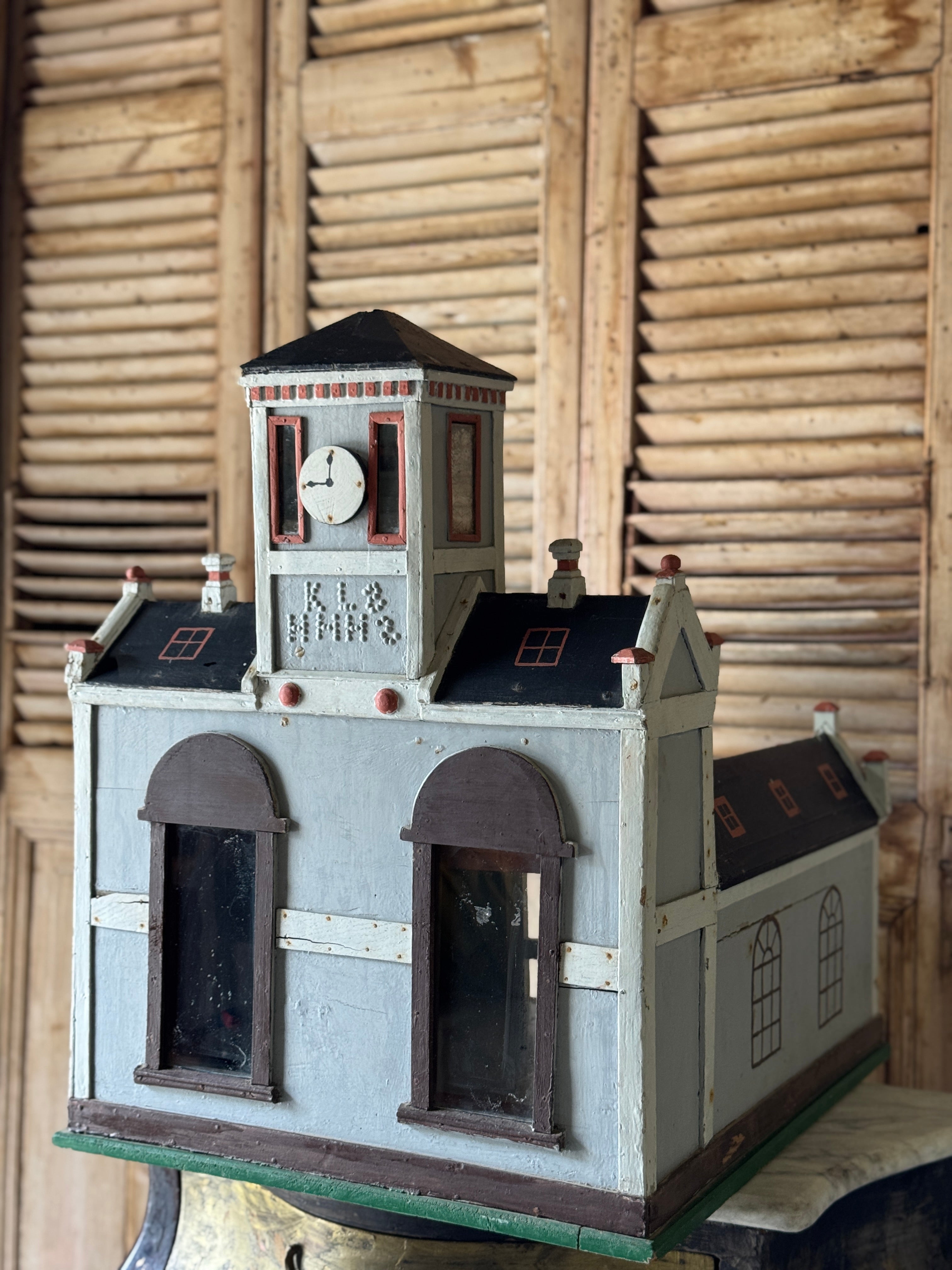 Vintage Model Barracks