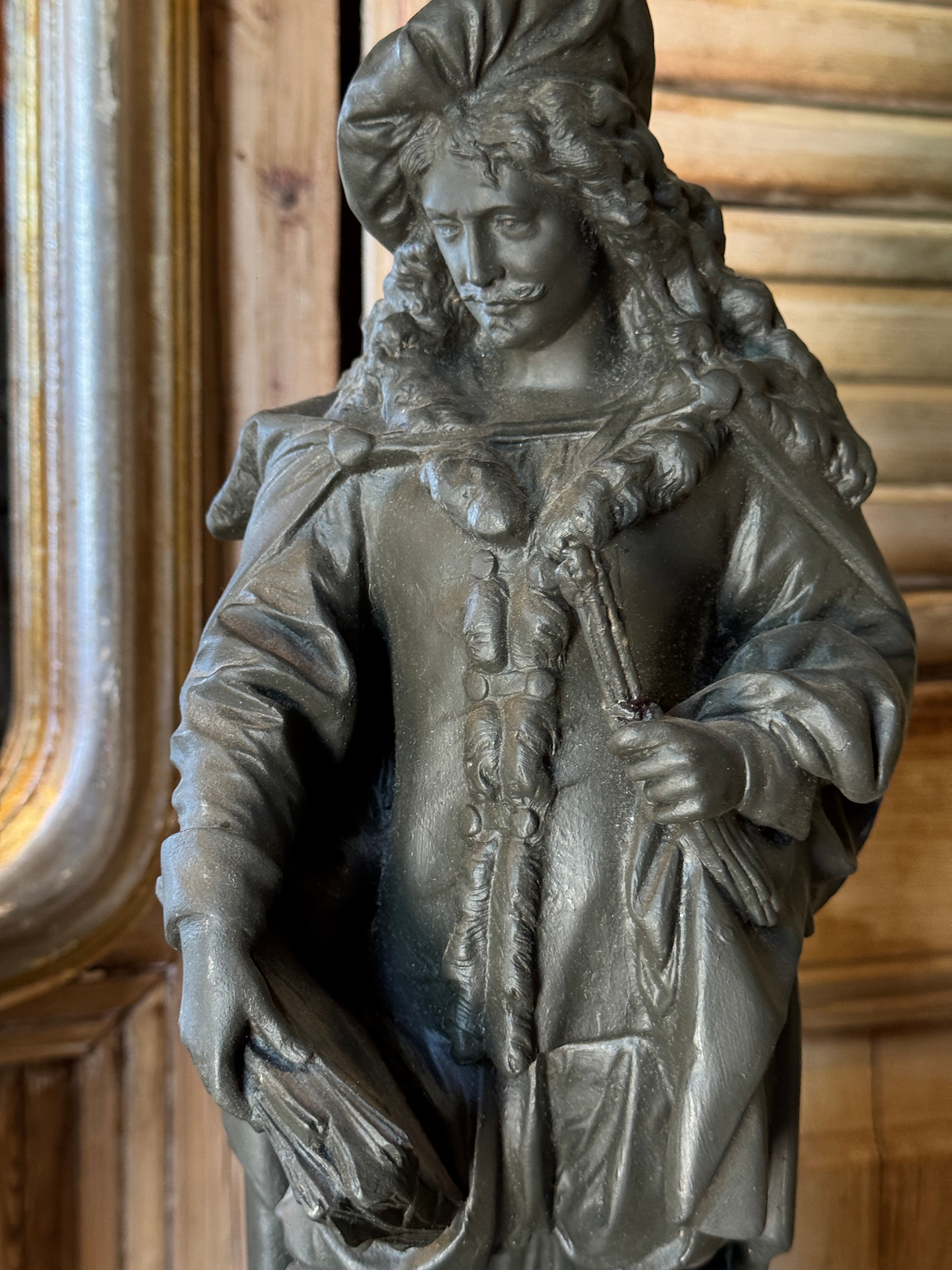 Vintage Spelter Figure of Rembrandt on Turned Timber Base