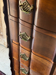 Antique Clawfoot Chest of Drawers