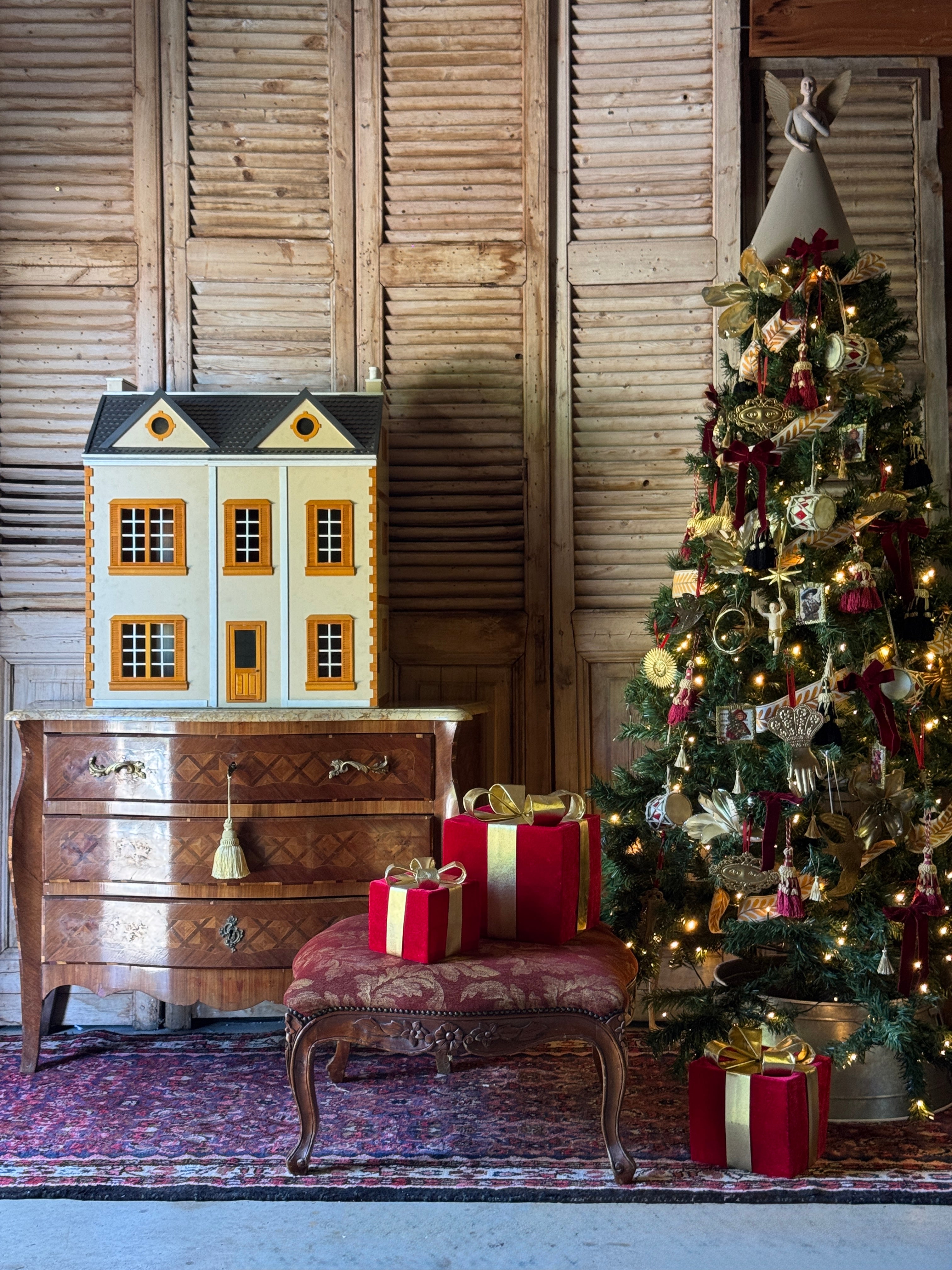 Vintage Georgian Style Dolls House