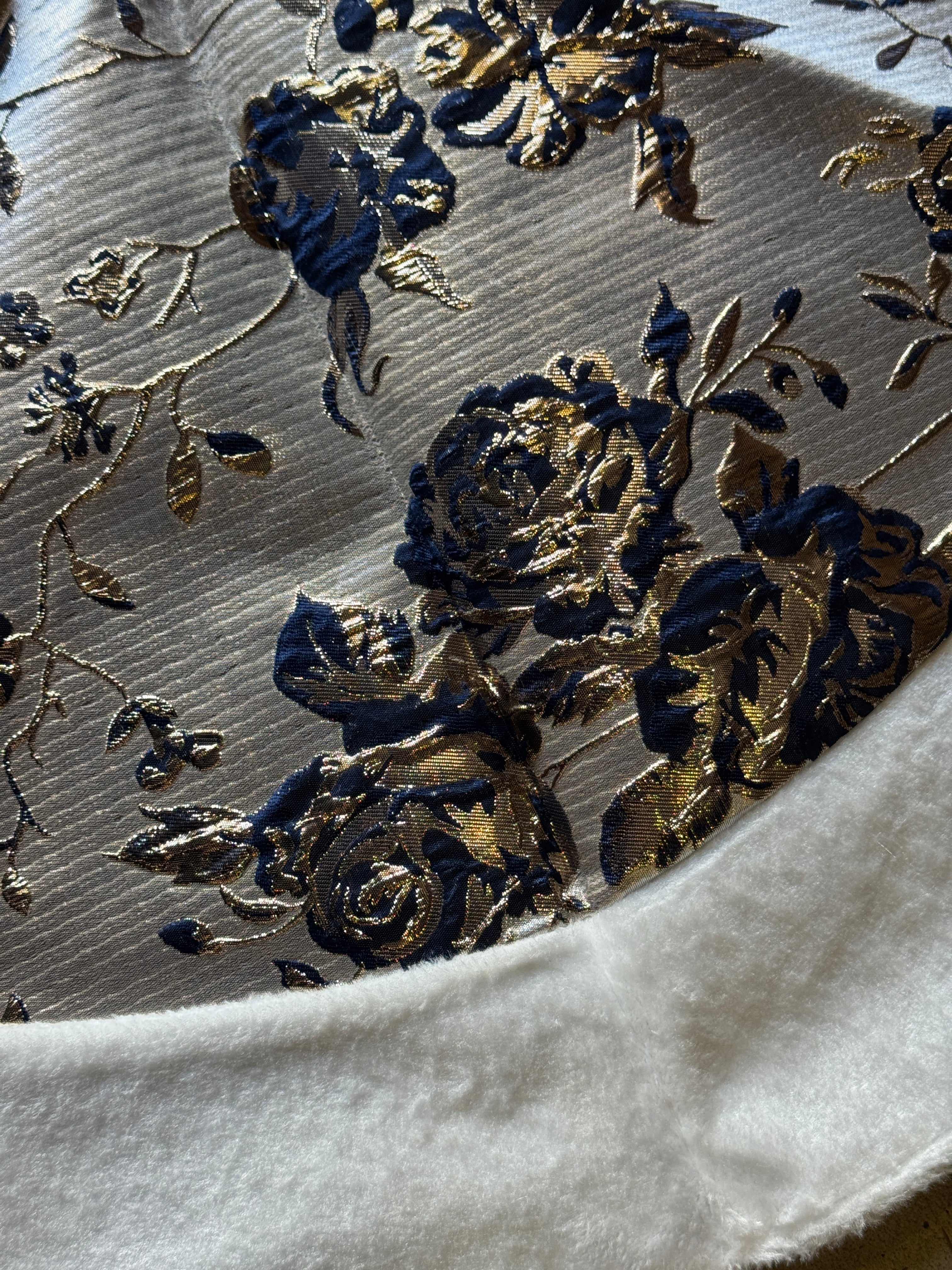 Jacquard Christmas Tree Skirt