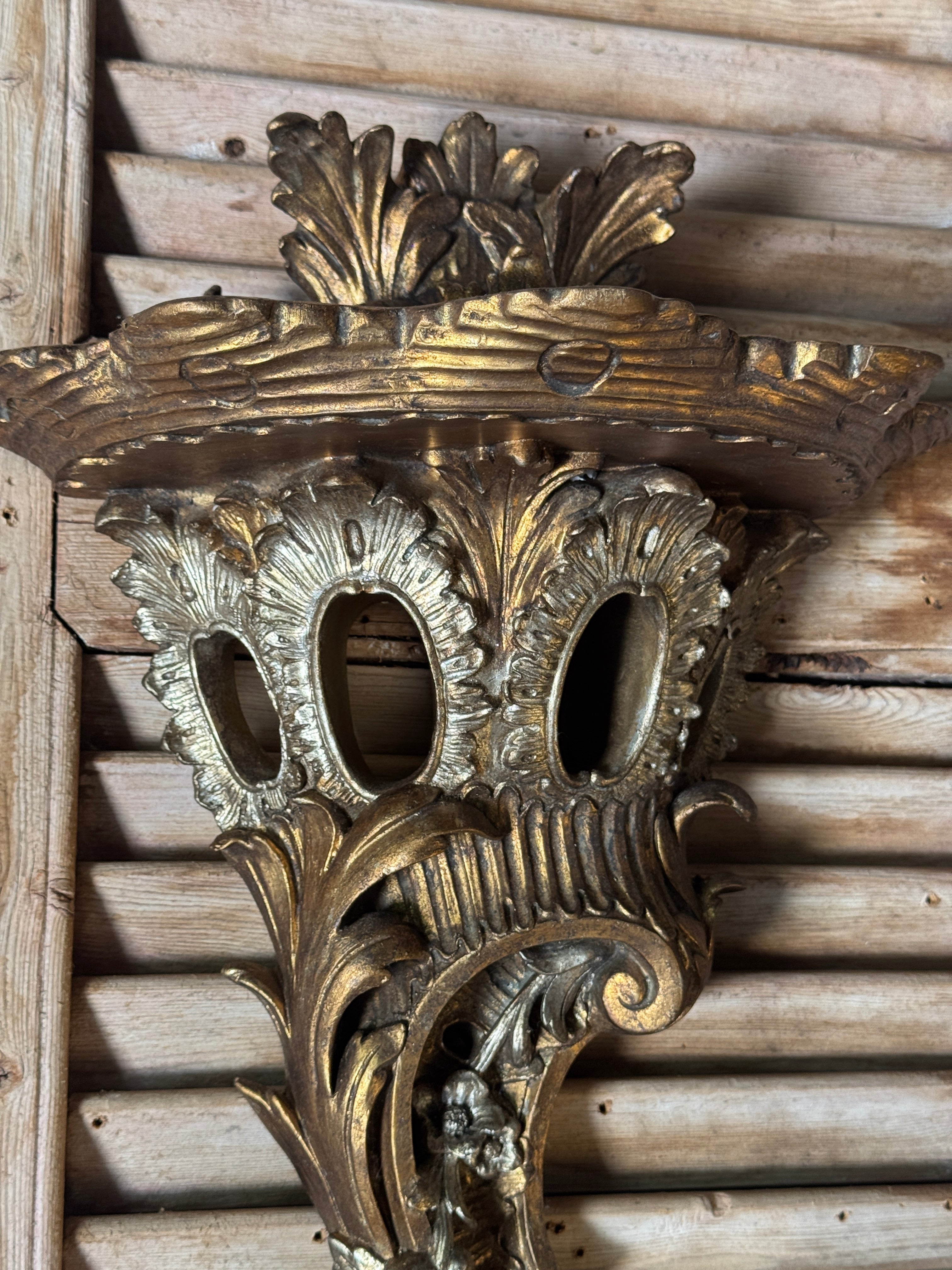 Venetian Style Gilt Wall Sconce / Shelf