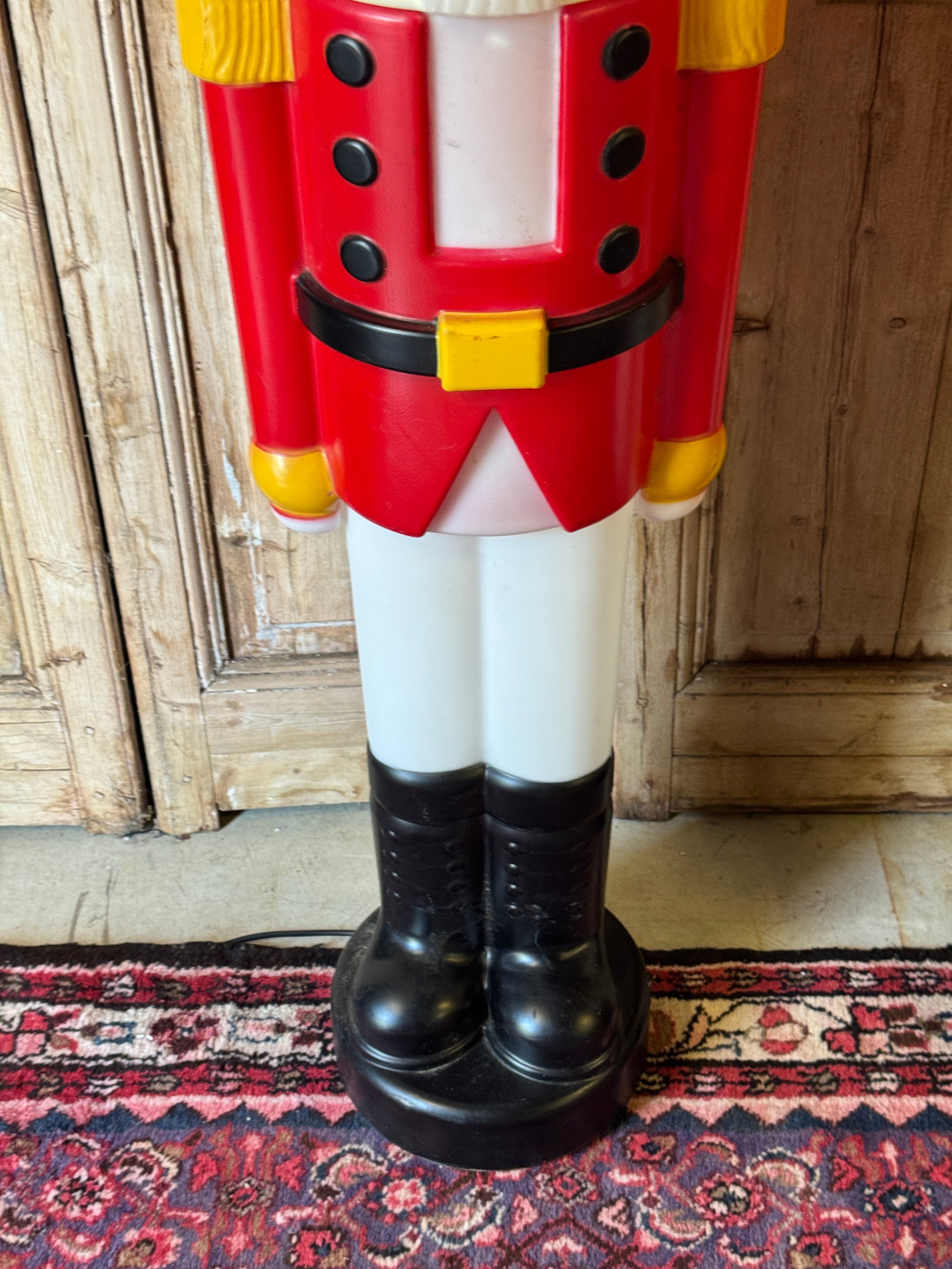 Vintage Light Up Nutcracker Pair
