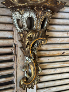 Venetian Style Gilt Wall Sconce / Shelf