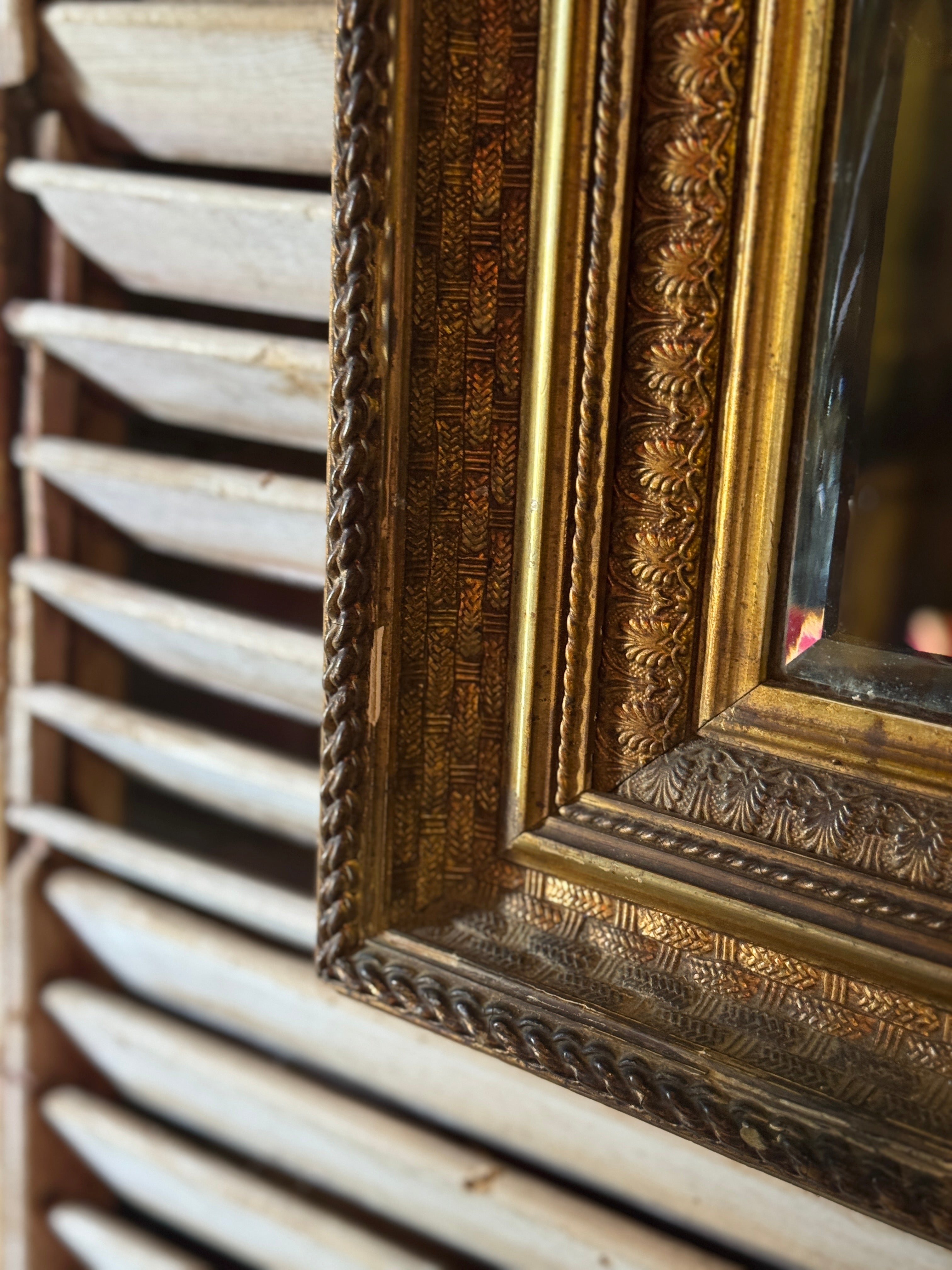Antique 1920s Fine Gilt Mirror