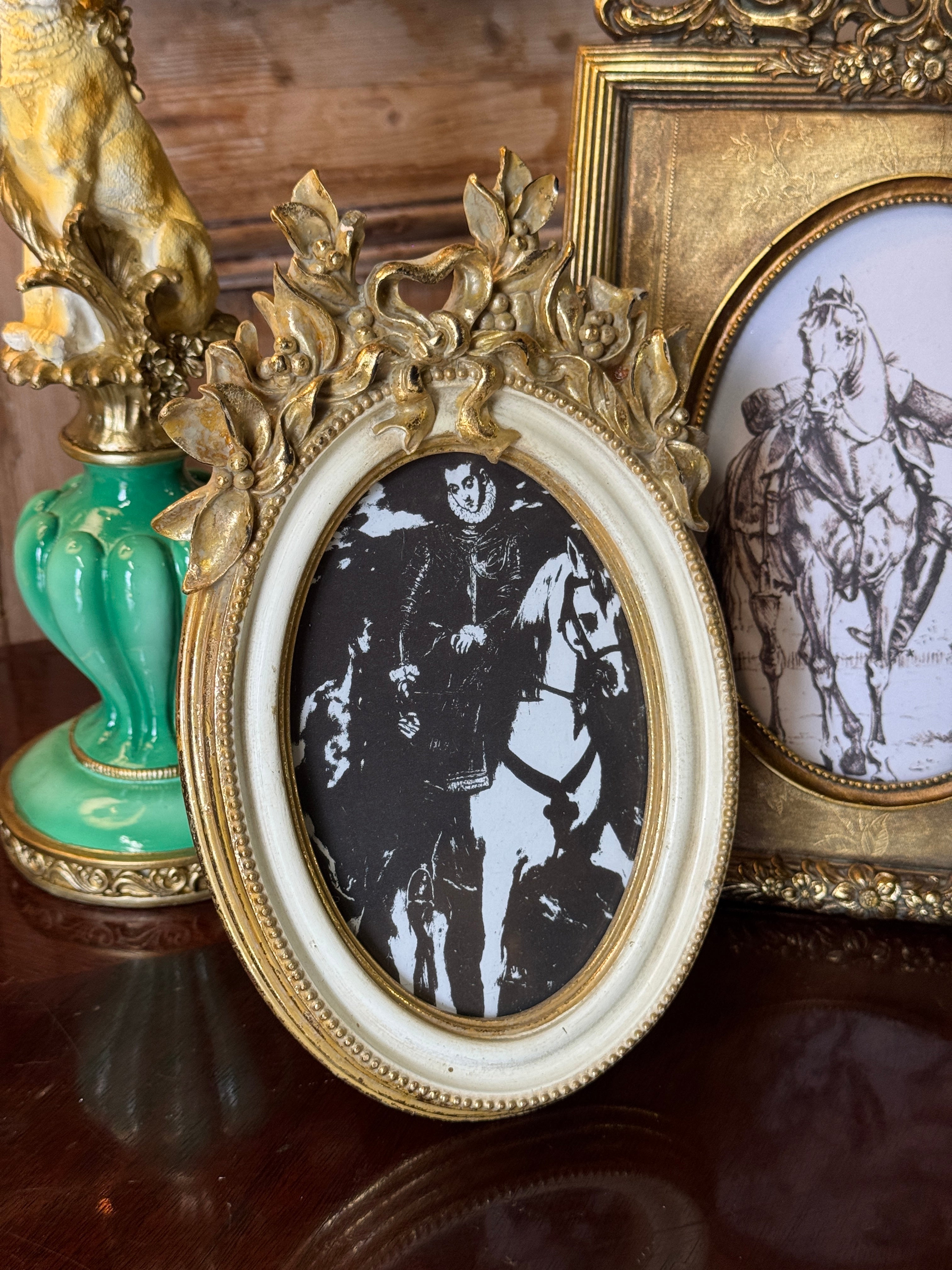 Floral Gilt Oval Photo Frame