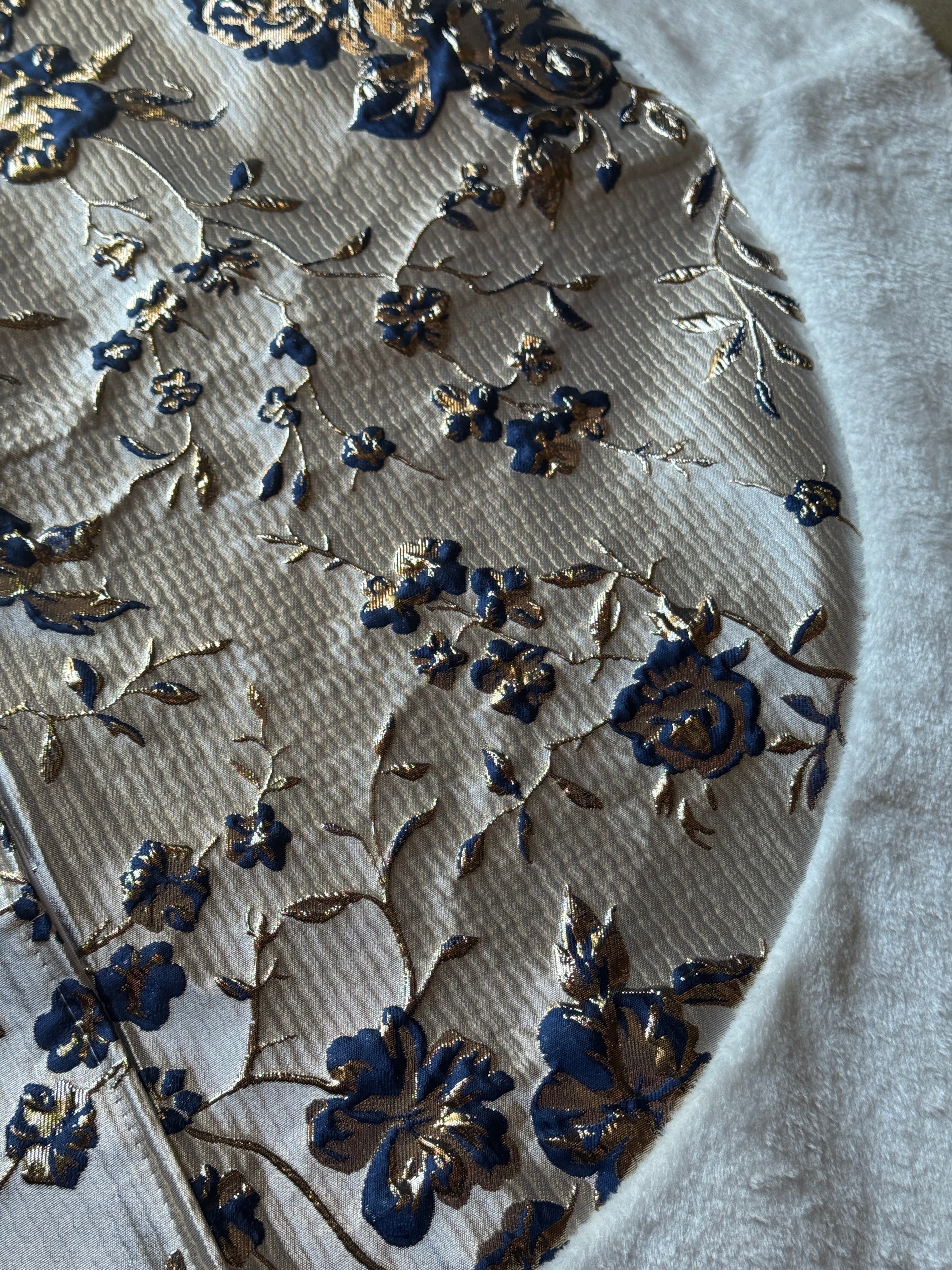 Jacquard Christmas Tree Skirt