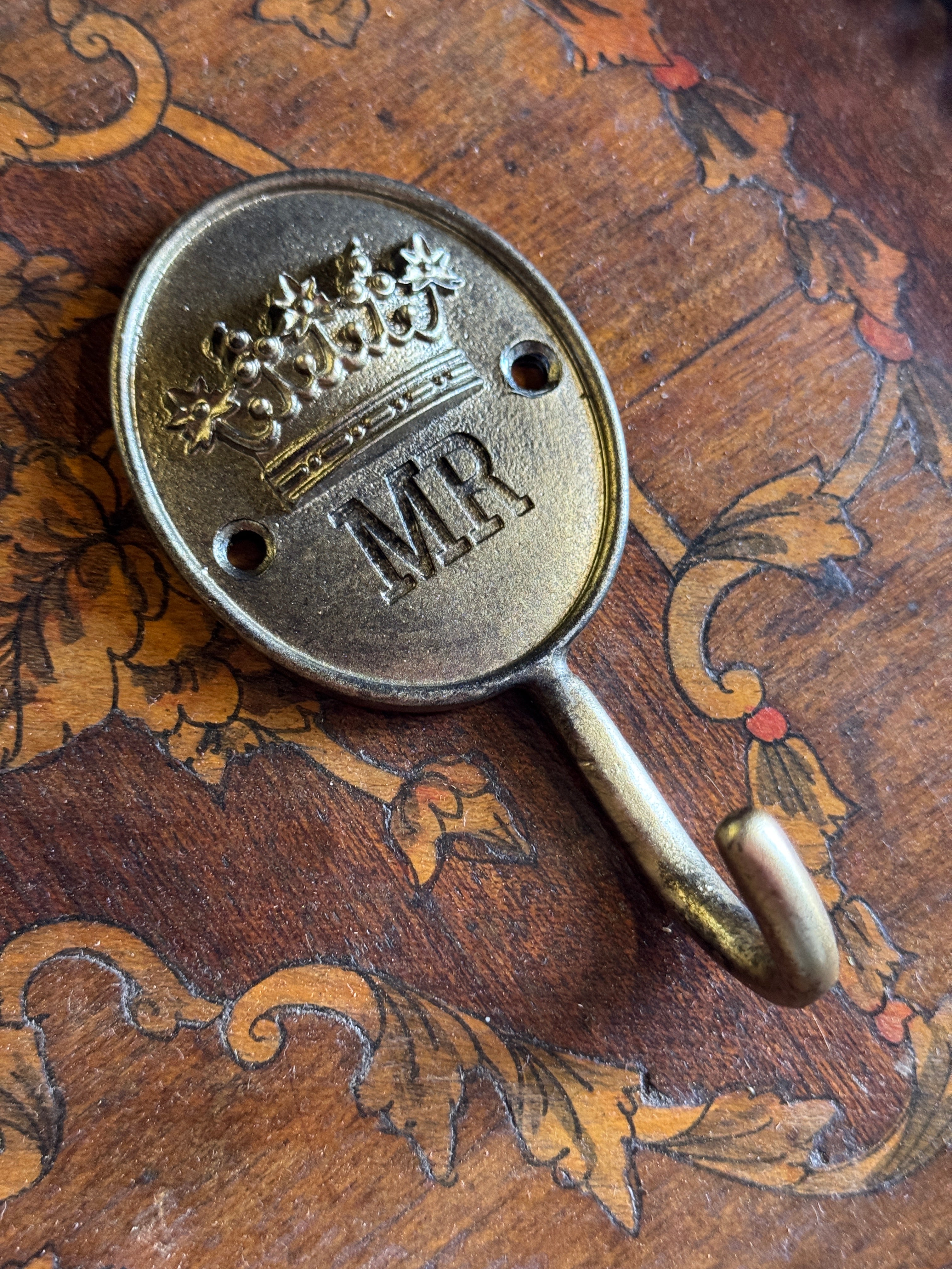 Cast Metal “Mr & Mrs” Wall Hooks