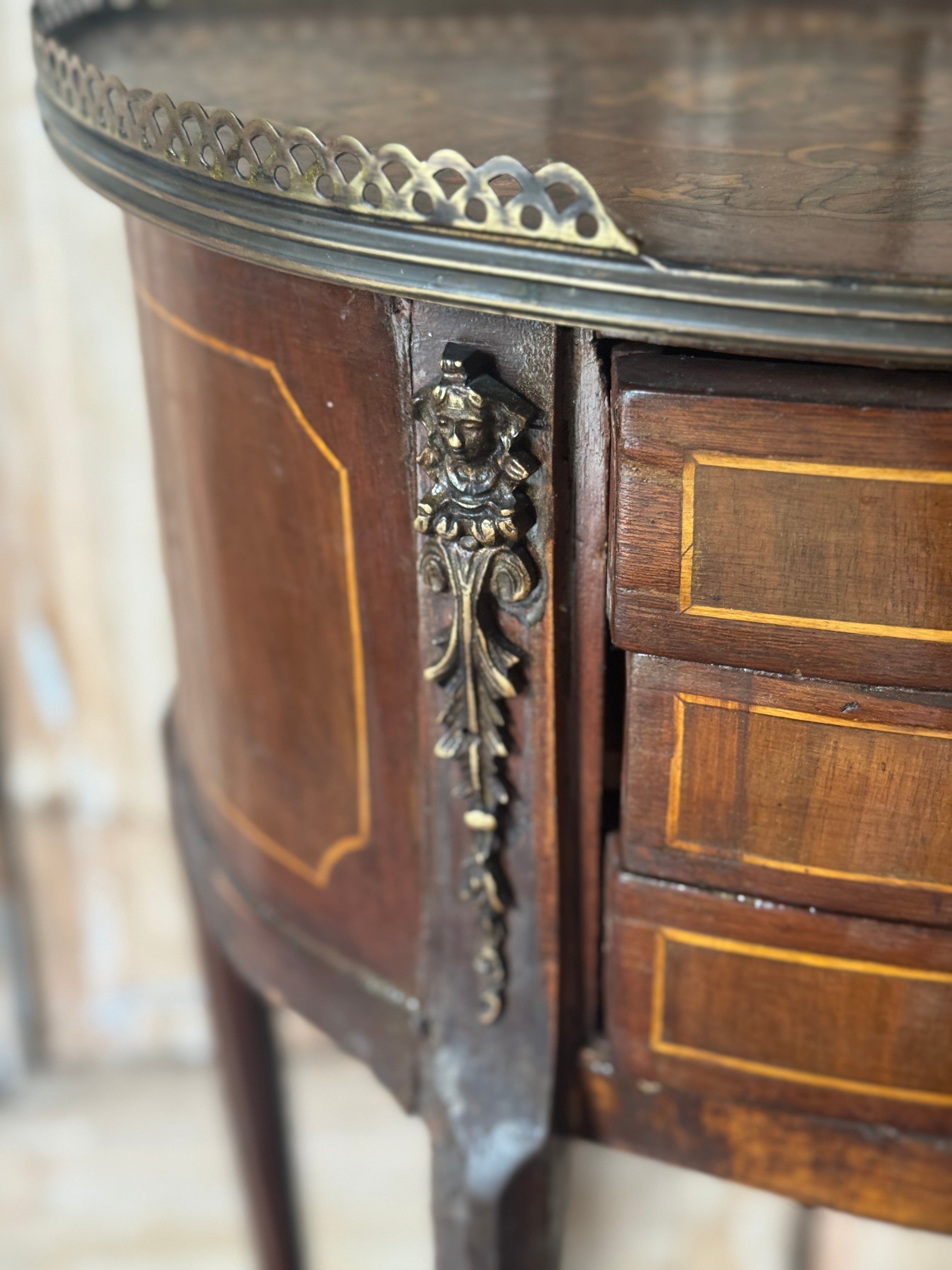 Vintage French Louis XV-Style Marquetry Side Table