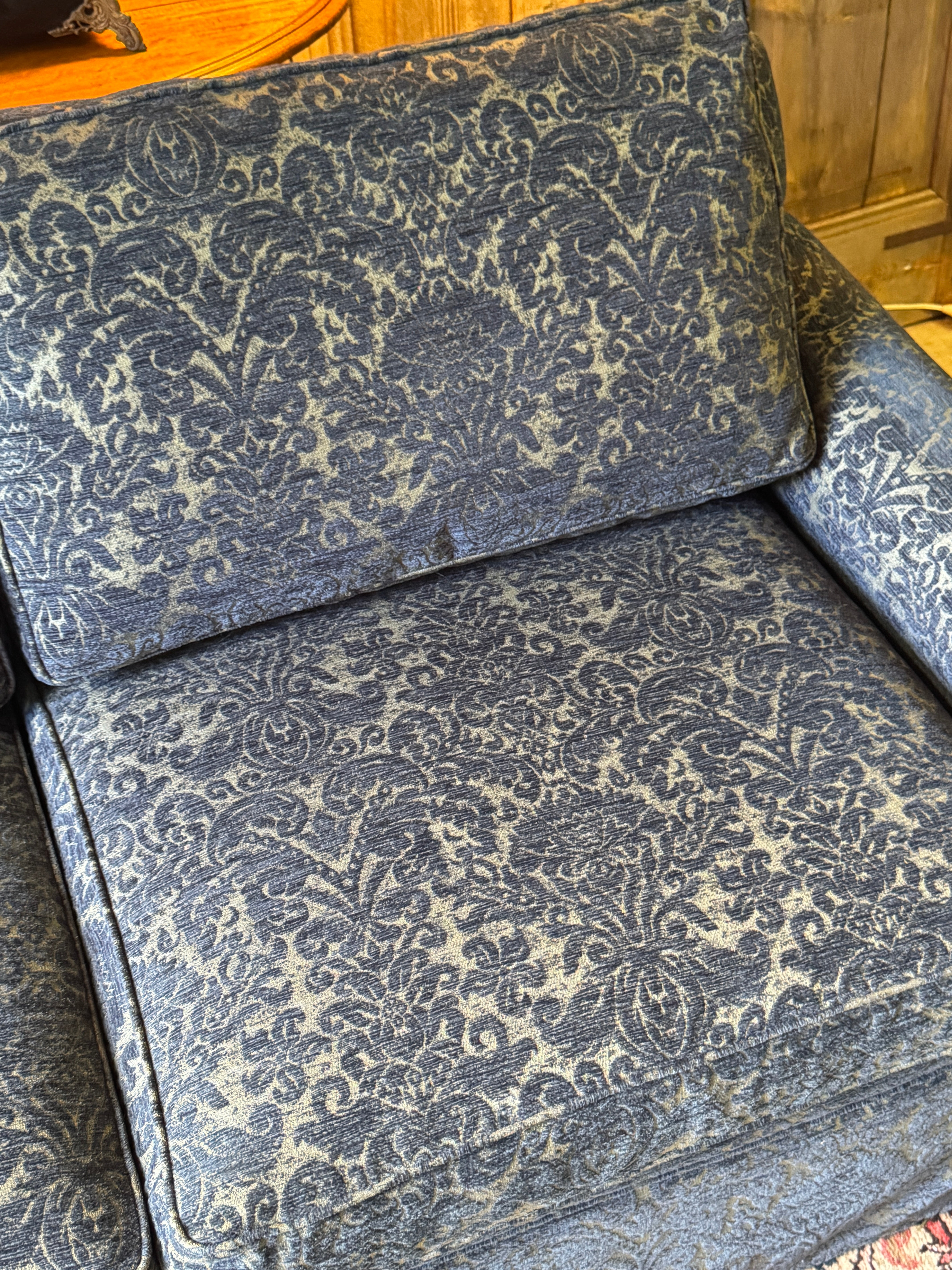 [HOLD] Vintage Blue Damask Two-Seater Lounge