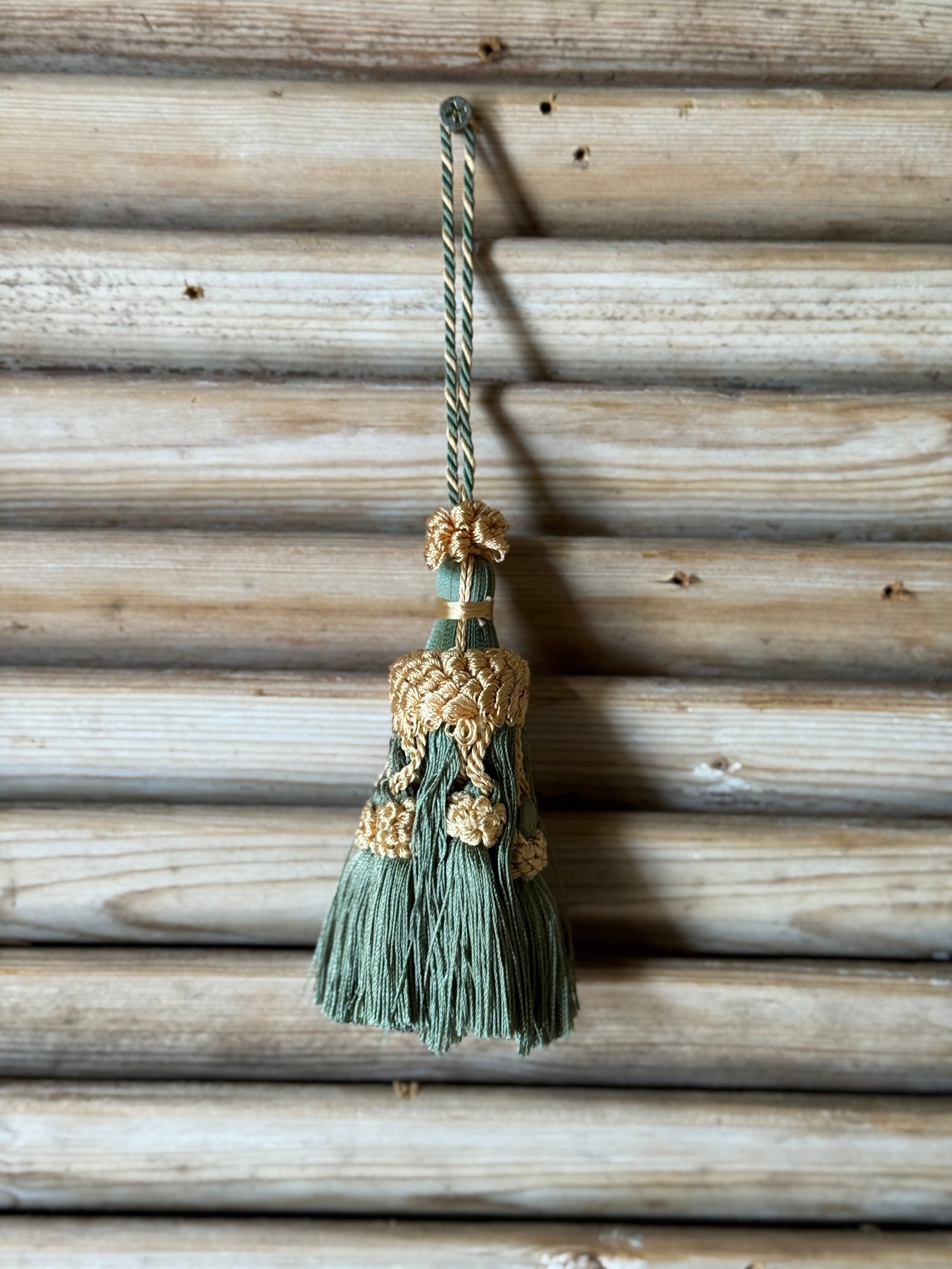 Small Tassel - 6 Colours