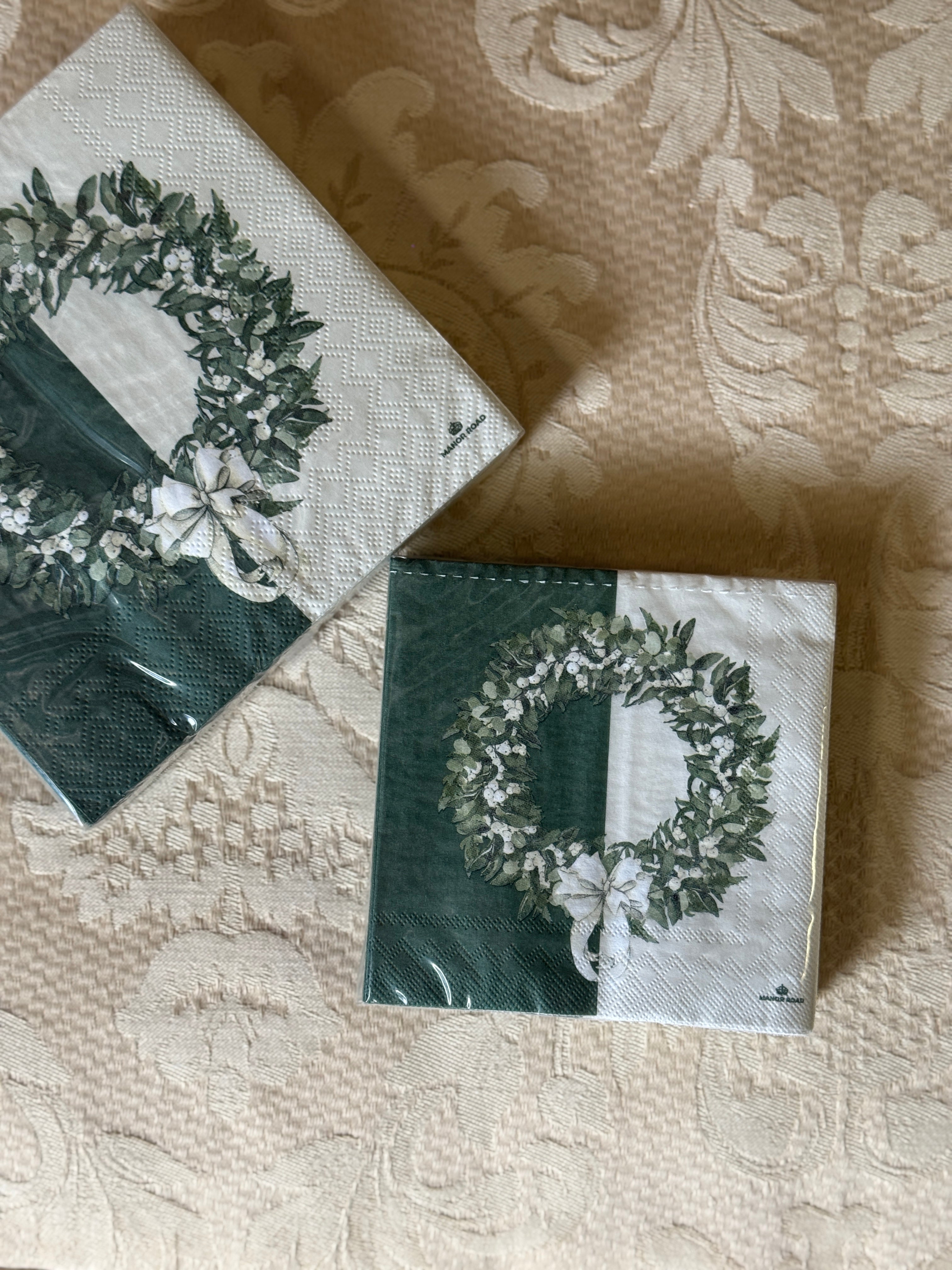 White & Green Wreath Napkins