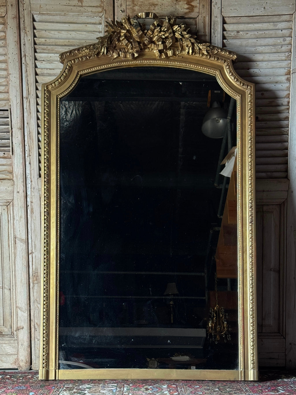 MIRRORS – Manor on George